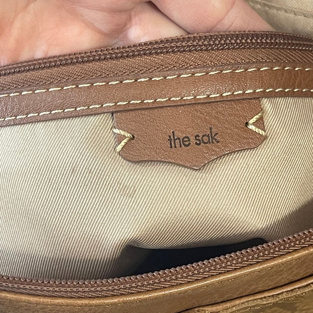 The Sak Bolinas Embossed Leather Shoulder Bag Tan Boho Tooled Western NWOT - Picture 13 of 16